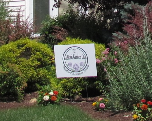 Nominate your favorite front yards for this year’s Bedford Beauties