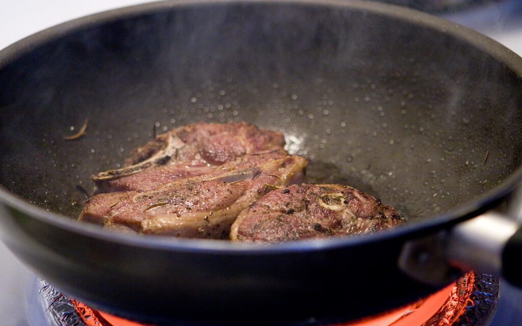 The Art of Searing: Enhancing Flavor Even in Winter