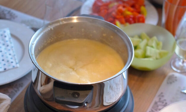 Classic Cheese Fondue