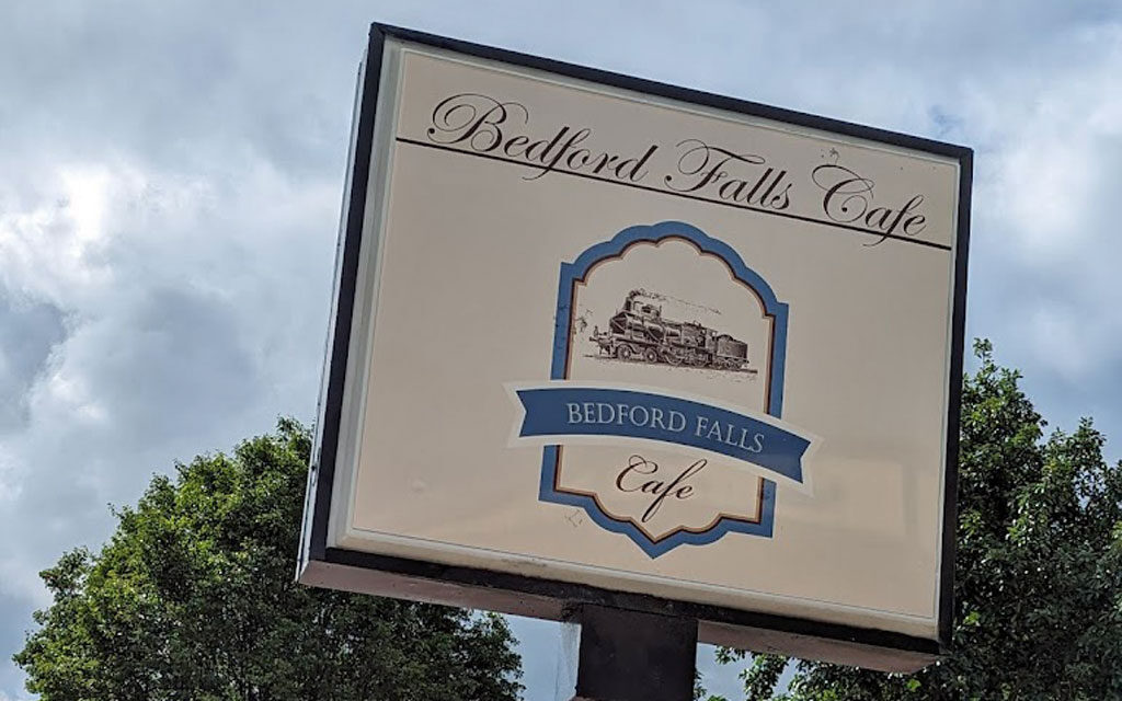 Bedford Falls Cafe: A Cozy Retreat in Historic Downtown Bedford